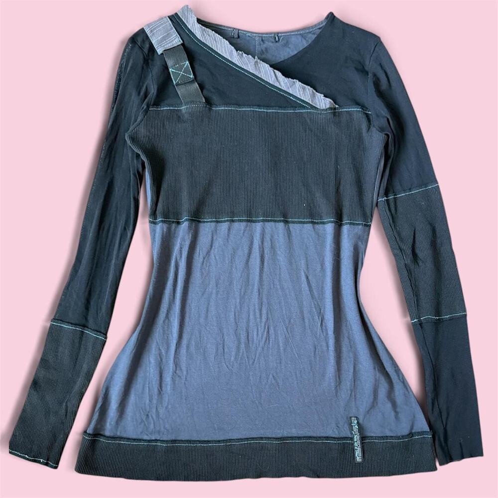 Y2K la mode est a vous black & gray long sleeve top with mesh sleeves